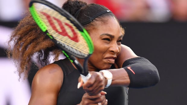 serena-williams-playing-pregnant.jpg
